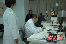 conew_Ȼ�����@��һλ�����^�˺��I܊�ߡ����κ��˟o�����y�����������挦���ߵĸ��x�r�s���t�d���񂀌W����ӛ�� ���L�� �R���K �z.jpg