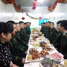 ��̩ɽ�lʿ������ҹ�