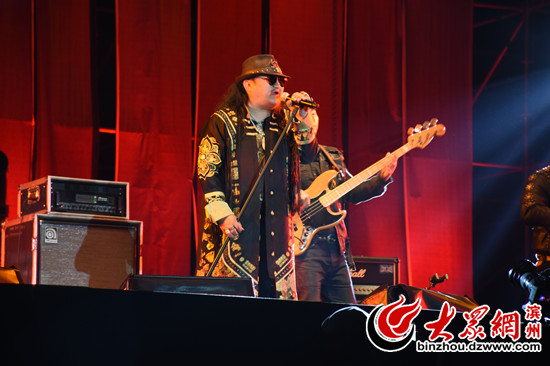 ����׌�ˮ����l(xi��ng)����������(ji��)��Ļ ����ʢ������ȫ��