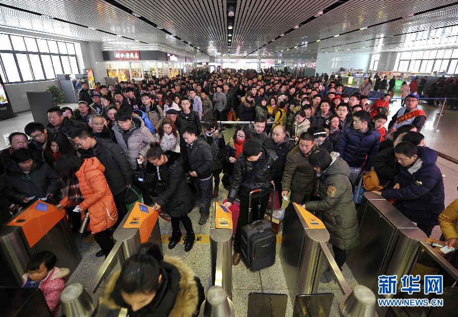 2��6�����ÿ���ɽ�|���ϻ�܇վ�Mվ��܇�������Ǵ���(ji��)�L�ٵ����һ��������ӭ�����\���̿����߷塣 ���A��l(f��)������ �z��