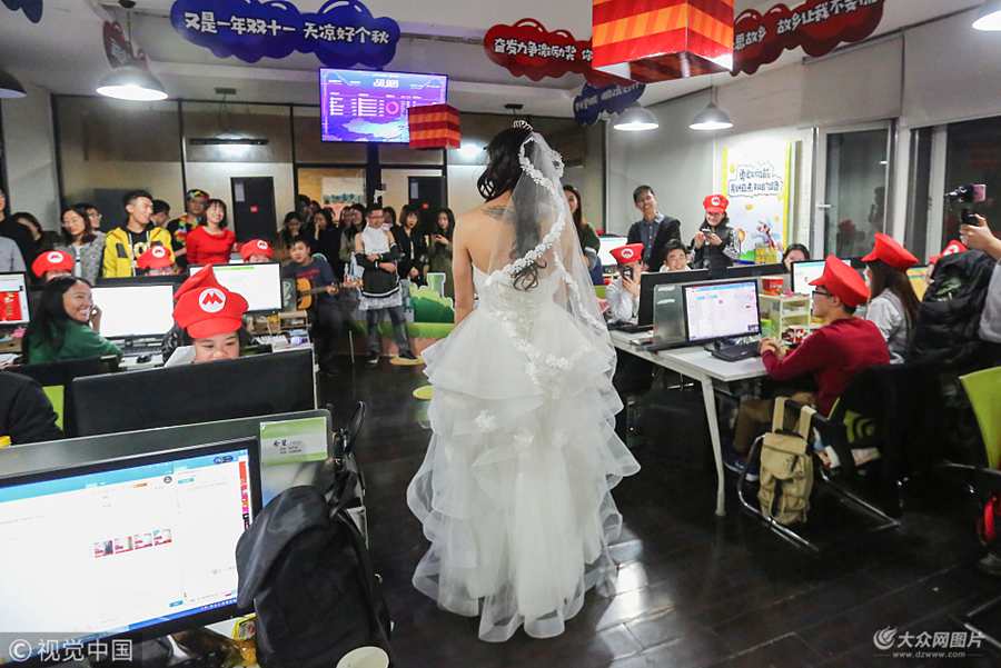 2017��11��10���������u��ĳ��̄�(chu��ng)�I(y��)�F(tu��n)�(du��)����Ҫ������늵ġ���؈����Ş���N�۹��������ꡰ�pʮһ���������k�����b��ɡ�����(j��)�����������˹���T��ʿ�⣬CEO���������鼆����������